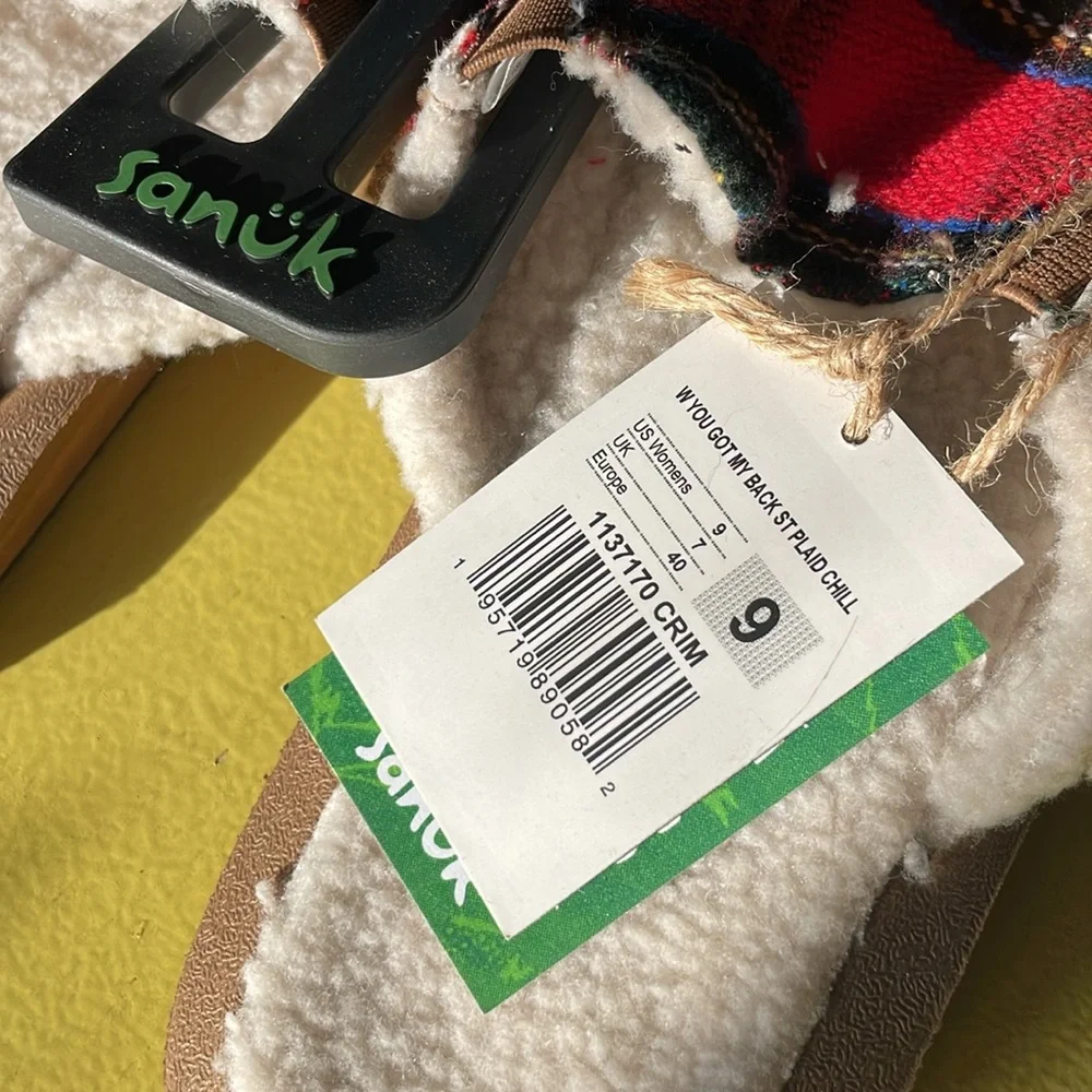 Sanuk You Got My Back Plaid Crimson ST Slip On Shoe Women’s 9 NWT - Picture 3 of 4